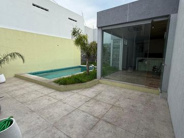 Casa en wilde cuatro ambientes cochera piscina en venta a estrenar