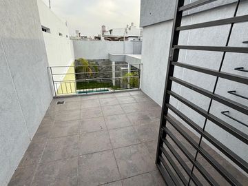 Casa en wilde cuatro ambientes cochera piscina en venta a estrenar