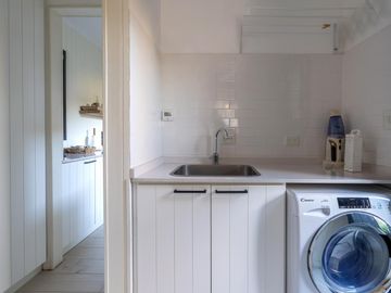 VENTA CASA COSTA ESMERALDA, BARRIO DEPORTIVA, LOTE 387, 5 AMBIENTES