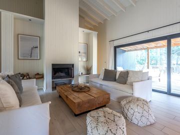 VENTA CASA COSTA ESMERALDA, BARRIO DEPORTIVA, LOTE 387, 5 AMBIENTES