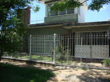 Casa - Adrogue