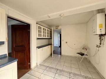 A 2 CUADRAS DEL COLEGIO ALIANZA FRANCESAS