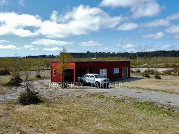 Casa estilo mediterráneo, condominio consolidado a orillas de la ruta a Calbuco