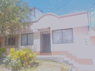 Casa en venta 1 piso Conjunto Cashapamba Sangolquí