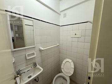 DEPARTAMENTO 2 AMBIENTES CON DEPENDENCIA Y 2 BAÑOS