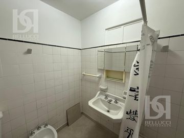 DEPARTAMENTO 2 AMBIENTES CON DEPENDENCIA Y 2 BAÑOS