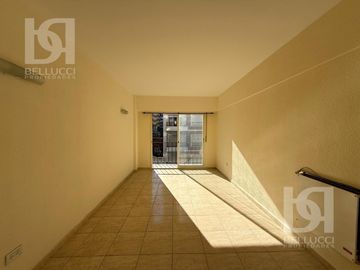 DEPARTAMENTO 2 AMBIENTES CON DEPENDENCIA Y 2 BAÑOS