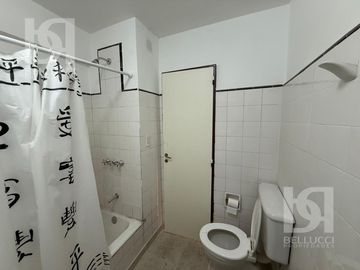 DEPARTAMENTO 2 AMBIENTES CON DEPENDENCIA Y 2 BAÑOS