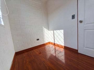 Hermosa Casa Ampliada Villa Terra Sol, San Bernardo