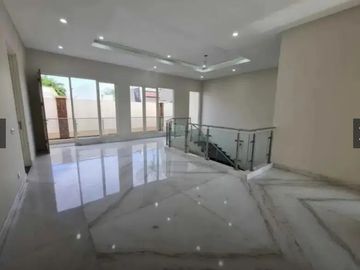 Kertajaya Indah Jalan Utama Kedua Rumah Baru