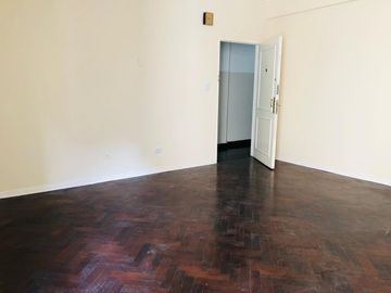 Venta Departamento 3 Ambientes Ramos Mejias