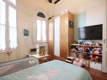 VENTA PH 4 AMB. CON TERRAZA Y QUINCHO EN BOEDO
