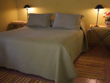 POSADA EN VENTA EN CHACRAS DE CORIA