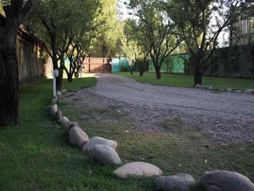 POSADA EN VENTA EN CHACRAS DE CORIA