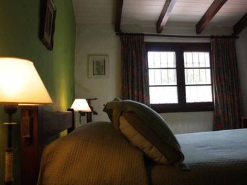POSADA EN VENTA EN CHACRAS DE CORIA