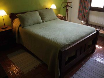 POSADA EN VENTA EN CHACRAS DE CORIA