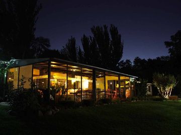 POSADA EN VENTA EN CHACRAS DE CORIA