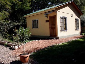 POSADA EN VENTA EN CHACRAS DE CORIA