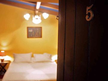 POSADA EN VENTA EN CHACRAS DE CORIA