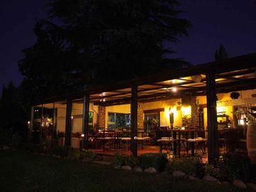 POSADA EN VENTA EN CHACRAS DE CORIA