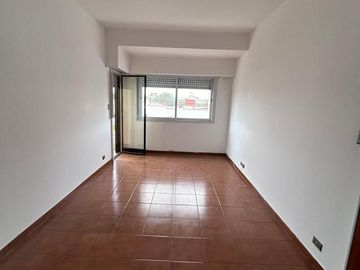 OPORTUNIDAD 3 AMBIENTES CON BALCON