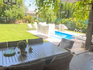 VENTA CASA Bº PUEYRREDON - CHACRAS LUJÁN DE CUYO