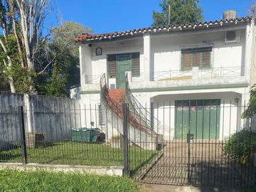 VENTA EN TIGRE ZONA RESIDENCIAL A RECICLAR