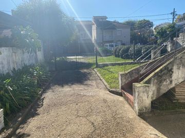 VENTA EN TIGRE ZONA RESIDENCIAL A RECICLAR