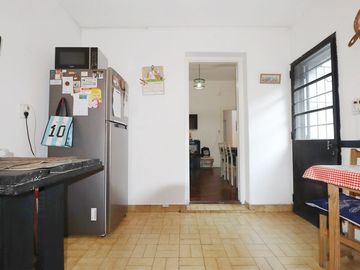 CASA 5 AMB VENTA PATERNAL LOTE PROPIO PARQUE