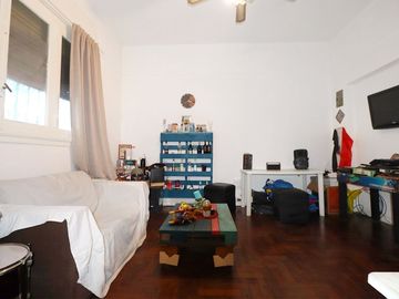 CASA 5 AMB VENTA PATERNAL LOTE PROPIO PARQUE