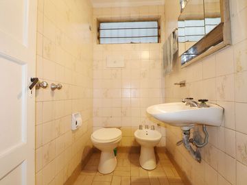 CASA 5 AMB VENTA PATERNAL LOTE PROPIO PARQUE