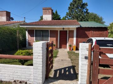 VENTA CASA 2 DORM VILLA SANTA CRUZ SOBRE RUTA 28