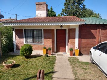 VENTA CASA 2 DORM VILLA SANTA CRUZ SOBRE RUTA 28