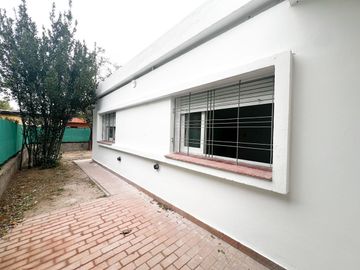 VENTA CASA 2 DORM PLANTA BAJA VILLA BELGRANO