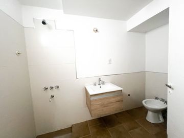 VENTA CASA 2 DORM PLANTA BAJA VILLA BELGRANO