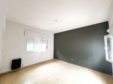 VENTA CASA 2 DORM PLANTA BAJA VILLA BELGRANO