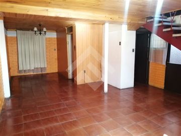 Casa en Venta en Avenida Américo Vespucio / Segunda Transversal