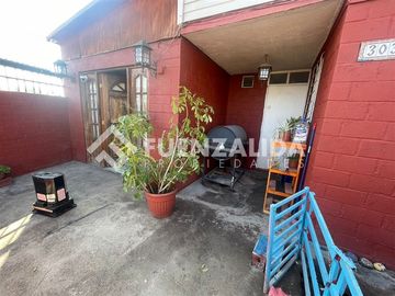 Casa en Venta en Altar de la Patria con Av. Cuatro Poniente