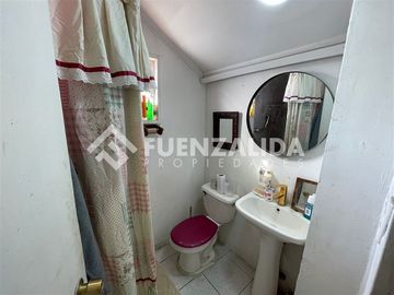 Casa en Venta en Altar de la Patria con Av. Cuatro Poniente
