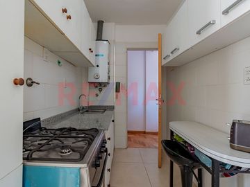 VENTA DEPTO 2 AMB CABALLITO CON TERRAZA Y PARRILLA