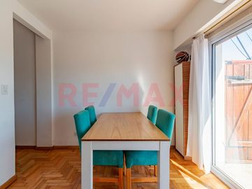 VENTA DEPTO 2 AMB CABALLITO CON TERRAZA Y PARRILLA