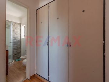 VENTA DEPTO 2 AMB CABALLITO CON TERRAZA Y PARRILLA
