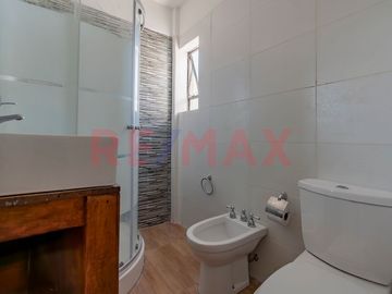 VENTA DEPTO 2 AMB CABALLITO CON TERRAZA Y PARRILLA