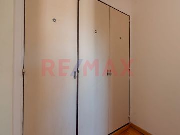 VENTA DEPTO 2 AMB CABALLITO CON TERRAZA Y PARRILLA