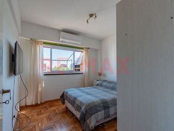 VENTA DEPTO 2 AMB CABALLITO CON TERRAZA Y PARRILLA
