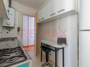 VENTA DEPTO 2 AMB CABALLITO CON TERRAZA Y PARRILLA