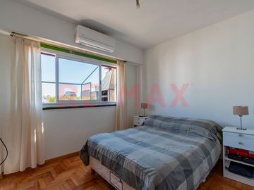 VENTA DEPTO 2 AMB CABALLITO CON TERRAZA Y PARRILLA