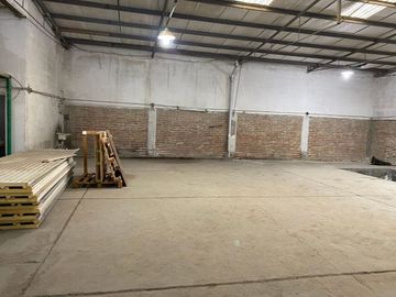VENTA GALPON COMERCIAL CON OFICINA/LOCAL + CASA