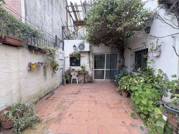 CASA DE 5 AMBIENTES VENTA C/PATIO PARRILLA PALOMAR