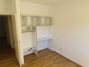 CASA 4 AMBIENTES EN VENTA MONTE GRANDE